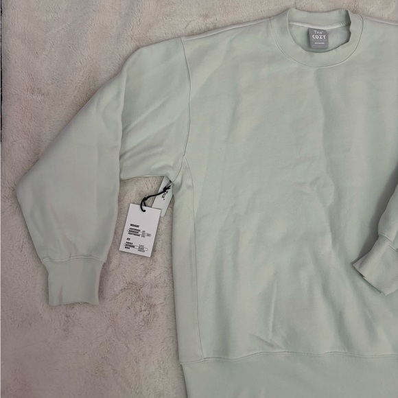 TNA COZY BF CREW Size Small NWT - Picture 2 of 6